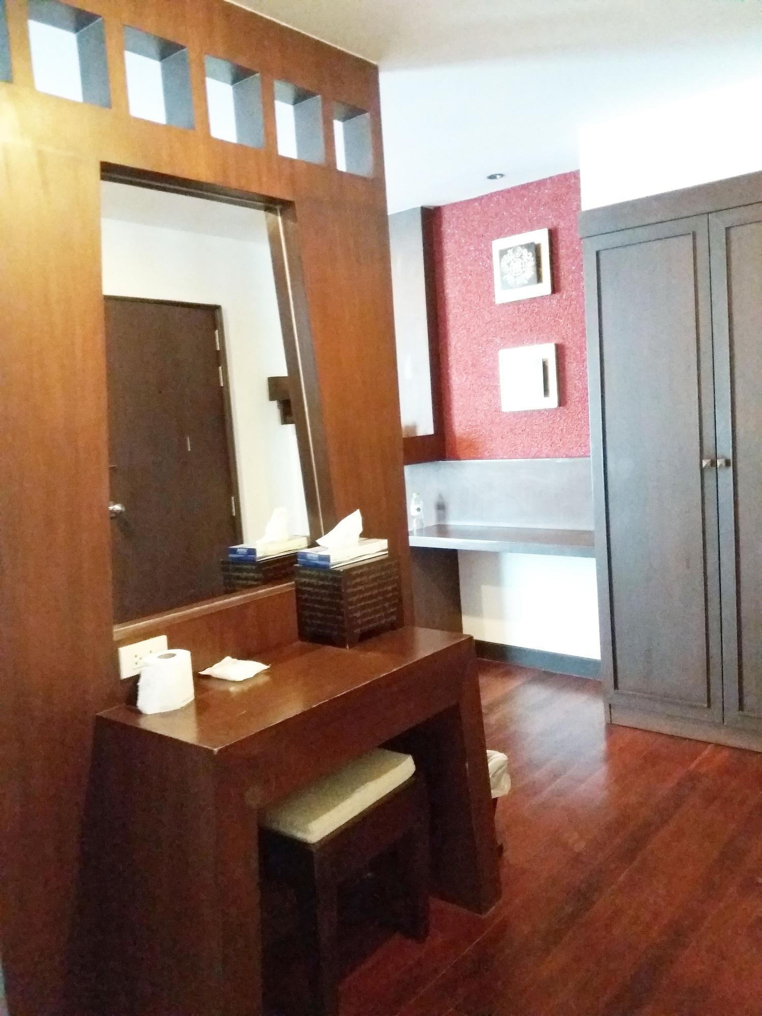 Nicha Suite Hua Hin Hotel Екстериор снимка